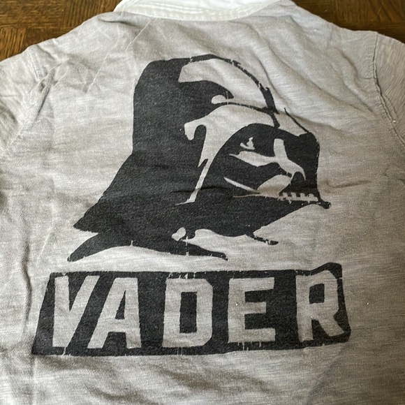 Small Star Wars Vader polo shirt - Picture 2 of 4